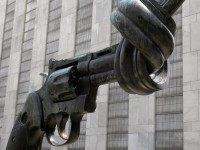 Twisted gun (JasonParis / Flickr / CC / Cropped)