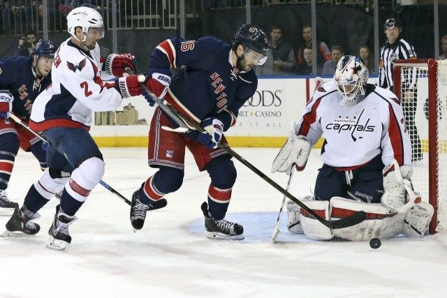 Braden Holtby, Matt Niskanen, Derick Brassard