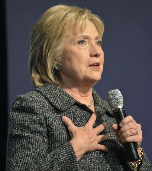 Eric Holder endorses Hillary Clinton for president