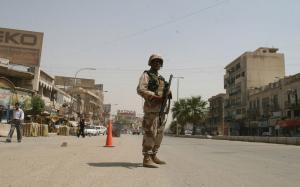 7 killed amid hostage situation at Baghdad mall