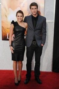 Miley Cyrus and Liam Hemsworth start 2016 together