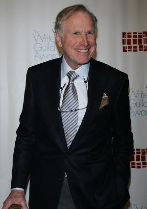 'M*A*S*H' icon Wayne Rogers dead at 82