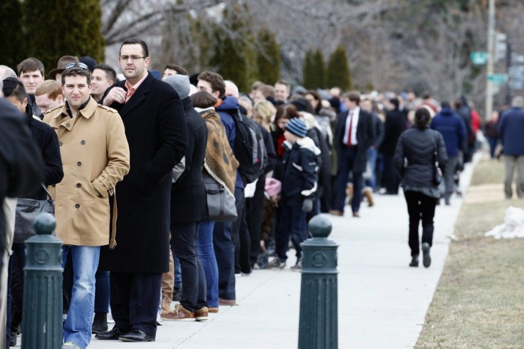 Thousands of mourners stand in line waiting to pay their respects on Friday for Justice Antonin Scalia as his casket rests in the Great Hall of the Supreme Court, where he spent nearly three decades as one of its most influential members. (AP Photo/Alex Brandon)