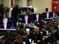 DES MOINES, IA - JANUARY 28: Fox News anchor and debate moderator Megyn Kelly is seen on television screens as she asks questions to Republican Presidential candidates as reporters watch the  Republican Presidential debate sponsored by Fox News and Google at the Iowa Events Center on January 28, 2016 in Des Moines, Iowa. The Democratic and Republican Iowa Caucuses, the first step in nominating a presidential candidate from each party, will take place on February 1.  (Photo by Joe Raedle/Getty Images)