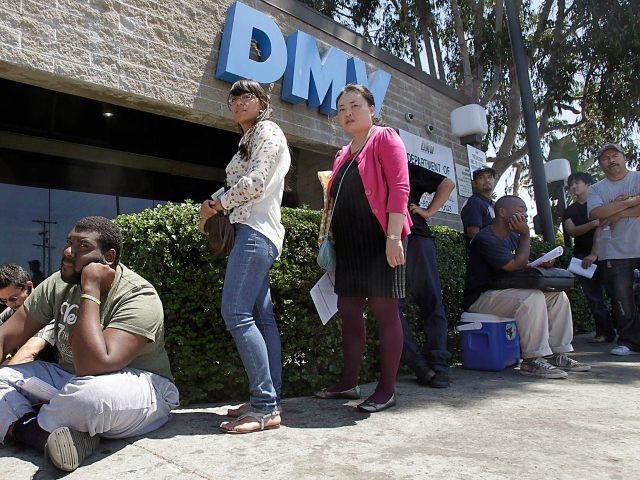 Which DMVs in California are open on Saturday?