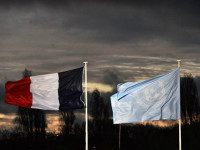 un troops