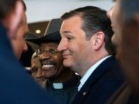 New York State Senator Ruben Diaz (L) and Republican presidential candidate Ted Cruz (R) pose for pictures at the restaurant Sabrosura 2 on April 6, 2016 in the Bronx borough of New York City.)