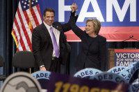 Hillary Clinton, Andrew Cuomo