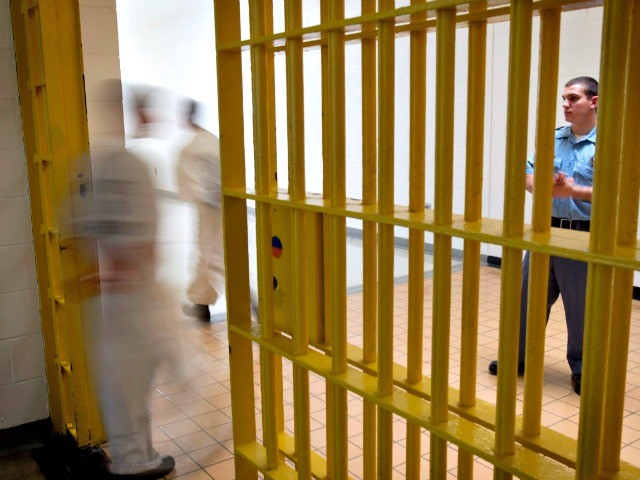New York Jail Accidentally Puts Islamic State Suspect in General Population
