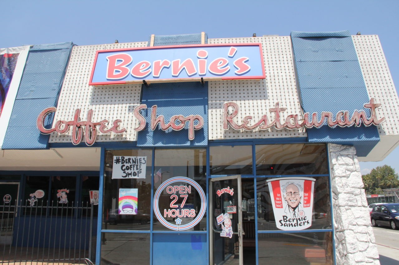 famous-los-angeles-diner-johnie-s-transforms-into-bernie-s