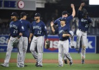 SAN DIEGO, CALIFORNIA - JUNE 2: Seattle Mariners celebrate after beating the San Diego Padres 16-13 in a baseball game at PETCO Park on June 2, 2016 in San Diego, California. (Photo by Denis Poroy/Getty Images)