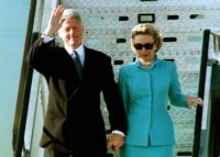 US President Bill Clinton and his wife Hillary at their arrival in Geneva for the ceremony of the 50th. anniversary of the GATT agreement, held in the Palais des Nations on  Monday, 18 th of May 1998.   (AP PHOTO/MARTIAL TREZZINI)