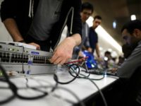 Twitter, Spotify, Reddit Crashed by Massive Cyber-Attack