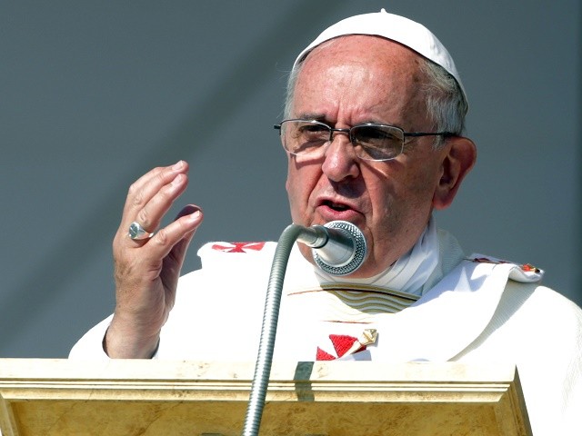 Pope Francis Calls for 'Responsible Behavior' to Stop AIDS - Breitbart News