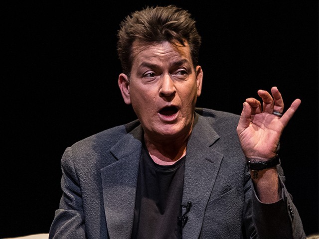 Charlie Sheen on Trump: 'We Look Forward to Impeachment' - Breitbart News