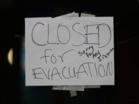 Closed for evacuation (Rich Pedroncelli / Associated Press) Closed for evacuation (Rich Pedroncelli / Associated Press)