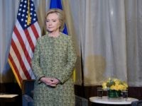 Clinton advisors Jake Sullivan (L), Nick Burns (2L) and John Podesta (2R) wait with Clinton Campaign Chairman, Democratic presidential nominee Hillary Clinton for a meeting with Ukrainian President Petro Poroshenko on September 19, 2016 in New York. / AFP / Brendan Smialowski (Photo credit should read BRENDAN SMIALOWSKI/AFP/Getty Images)