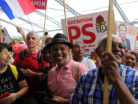 France’s Overseas Territories Kick off Key Presidential Vote