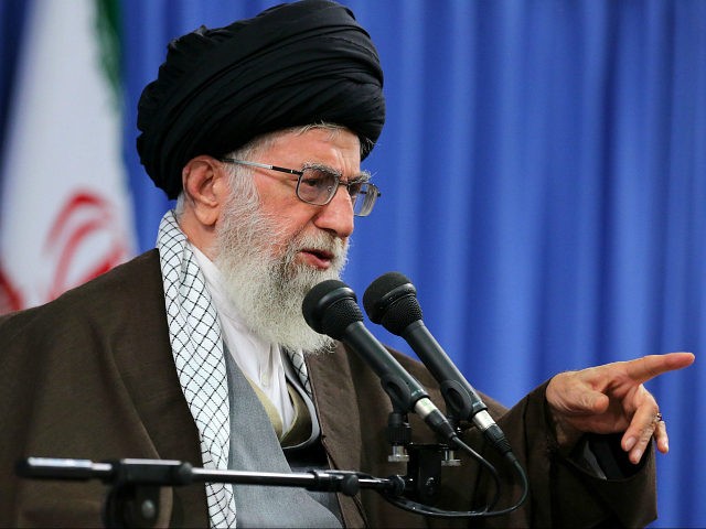 Iran-supreme-Leader-ali-Khamenei-mic-pointing-getty-640x480.jpg