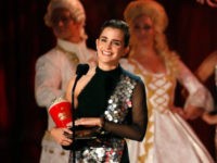 2017 MTV Movie and TV Awards - Show – Los Angeles, U.S., 07/05/2017 – Emma Watson accepts the Best Actor in a Movie award for "Beauty and the Beast." REUTERS/Mario Anzuoni