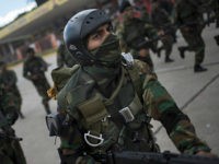 CARACAS, VENEZUELA - FEBRUARY 01: Venezuelan soldiers march during a military parade in Caracas, Venezuela on February 1, 2017. (Photo by Carlos Becerra/Anadolu Agency/Getty Images)