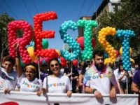 San Francisco Gay Pride parade resist (Elivah Nouvelage / Getty)