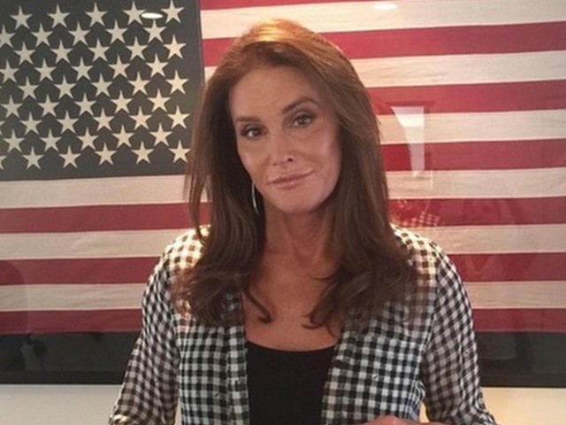 Caitlyn Jenner Apologizes After Caught Photographed In Make America