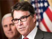 US Secretary of Energy Rick Perry says the United States and China were making a real impact on reducing emissions, but questioned the actions of France and Germany.