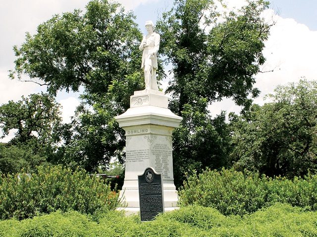 Texas man tried planting bomb on Confederate statue Texas man tried planting bomb on Confederate statue
