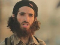 The Islamic State broadcast yesterday a new propaganda video threatening Spain after the attacks of a week ago in Barcelona and Cambrils. In the video, two jihadists threaten in Spanish to avenge the "killing" of Muslims by the Inquisition and assert that "With the permission of Allah, Al Ándalus will once again be what it was, a land of caliphate ."