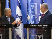 Israeli Prime Minister Benjamin Netanyahu (R) and UN Secretary General Antonio Guterres hold a press conference at the prime minister's office in Jerusalem on August 28, 2017. / AFP PHOTO / POOL / Heidi Levine (Photo credit should read HEIDI LEVINE/AFP/Getty Images)