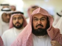 Imam of Mecca Under Fire for Saying Trump Leading the World to Peace