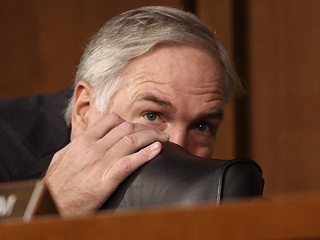 WASHINGTON, DC - MARCH 09: Sen. Luther Strange (L) (R-AL) confers with Sen. Lindsey Graham (R) (R-SC) as U.S. Central Command Commander Army Gen. Joseph Votel testfies before the Senate Armed Services Committee March 9, 2017 in Washington, DC. Votel updated the committee on current operations in Afghanistan and Syria during his testimony. (Photo by Win McNamee/Getty Images)