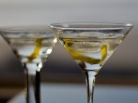 Martini (Alex Butterfield / Flickr / CC / Cropped)