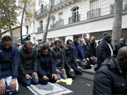 Muslim Street Prayers Forced Off Paris Boulevard After Angry Clashes