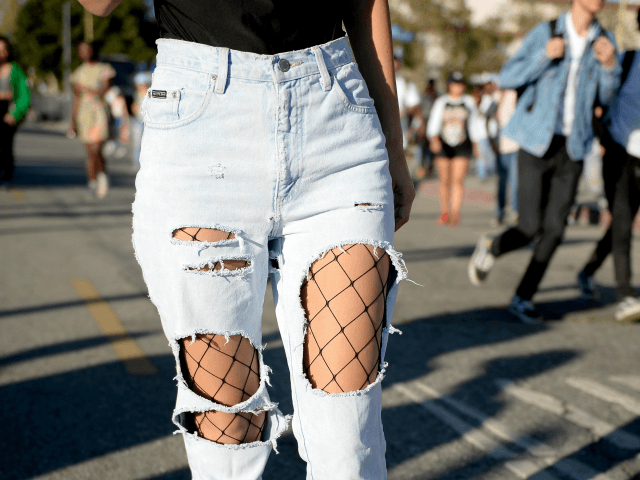 ripped-jeans-640x480.png