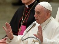 Pope Francis called for the condemnation of “fake news,” while urging journalists to break monopolies that present just one version of the story.
