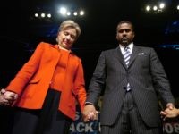 Tavis Smiley Hillary Clinton (Richard Alan Hannon / Getty)