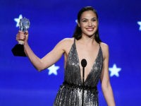 SANTA MONICA, CA - JANUARY 11: Actor Gal Gadot accepts the SeeHer Award onstage during The 23rd Annual Critics' Choice Awards at Barker Hangar on January 11, 2018 in Santa Monica, California. (Photo by Kevin Winter/Getty Images)