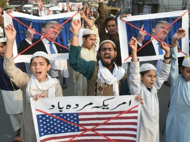 Pakistani demonstrators  protest US aid cuts in Lahore