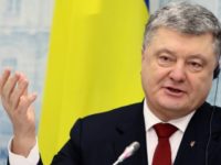 Ukrainian President Petro Poroshenko and prosecutor general Yuriy Lutsenko have played down reports of luxury holidays costing tens of thousands, saying their families footed the bill