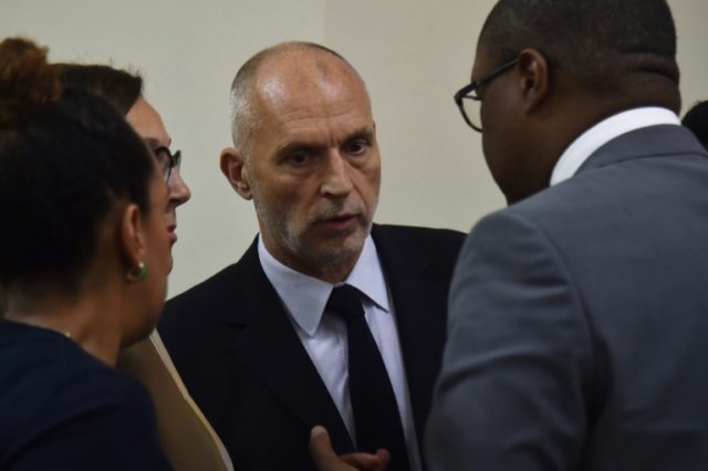 Oxfam GB's regional director for Latin America and the Caribbean, Simon Ticehurst, met with Haiti's Minister of Planning and External Cooperation Aviol Fleurant in Port-au-Prince