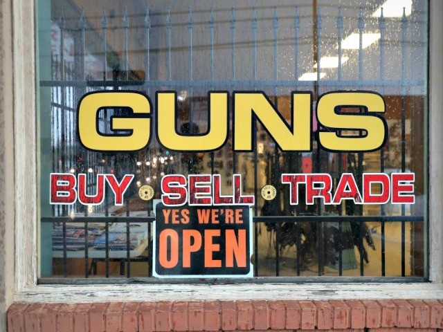 Illinois Gov. Vetoes Bill Requiring Federal Licensed Gun Dealers to Acquire State License | Breitbart