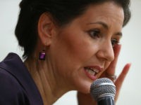 OAKLAND, CA - JANUARY 19: Oakland mayor Libby Schaaf speaks to students at Edna Brewer Middle School about the U.S. Constitution on January 19, 2018 in Oakland, California. Oakland mayor Libby Schaaf discussed the U.S. Constitution with middle schoolers a day after she said she would be willing to go to jail to defend Oakland's sanctuary city policy following rumors that Immigration and Customs Enforcement (ICE) agents would be conducting raids and arresting up to 1,500 undocumented immigrants in Northern California. (Photo by Justin Sullivan/Getty Images)