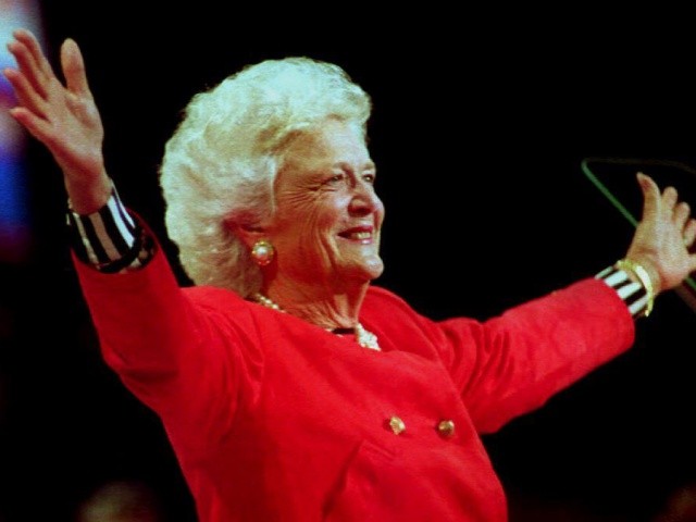 Photos Remembering First Lady Barbara Bush S Days In The White