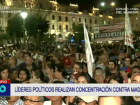 Venezolanos en el Perú protestan contra Nicolás Maduro en la Plaza San Martín