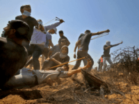Hamas Border Mayhem: Thousands Throng Israel Barrier, Attack IDF Troops, Launch Terror Kites