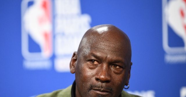 Michael Jordan Enters the NBA Vax Debate: 'I'm a Firm Believer in Science' 1 Michael Jordan Enters the NBA Vax Debate: 'I'm a Firm Believer in Science'