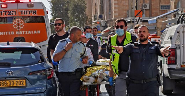 Palestinian Teen Carries out Stabbing Attack in Jerusalem, Injures Two 1 Palestinian Teen Carries out Stabbing Attack in Jerusalem, Injures Two