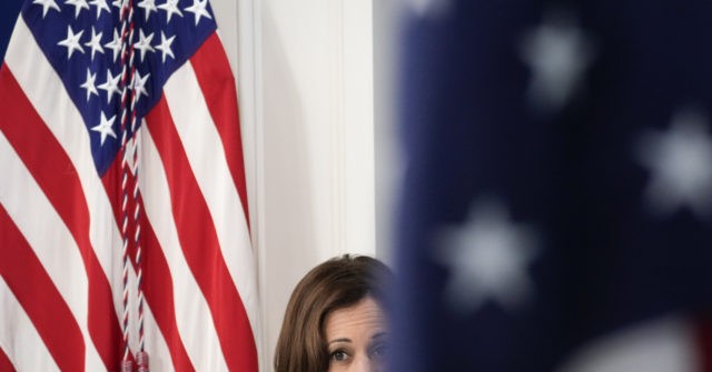 Kamala Harris Leaves D.C. for Secret Trip to Palm Springs After Agenda Stalls in Congress 1 Kamala Harris Leaves D.C. for Secret Trip to Palm Springs After Agenda Stalls in Congress